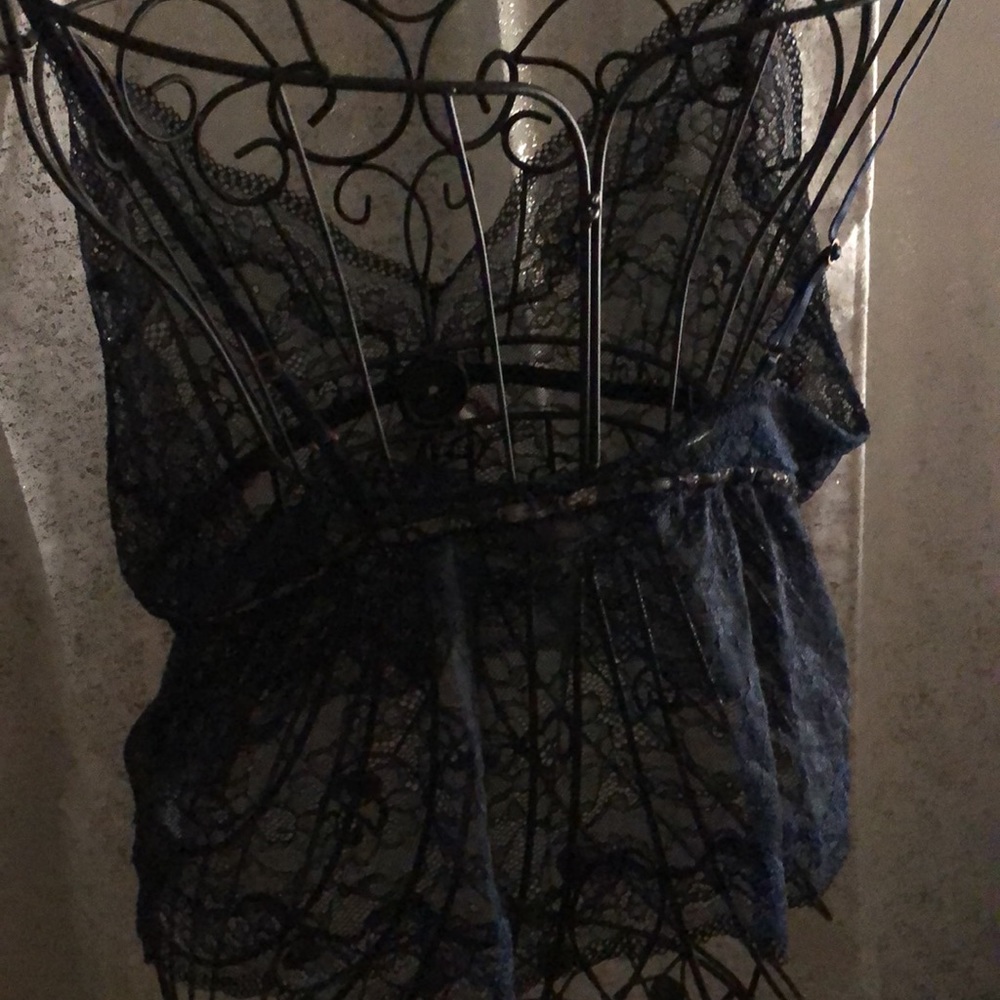 🦋CHELSEA 28 LACE CROPPED TOP 🦋 - Picture 4 of 7